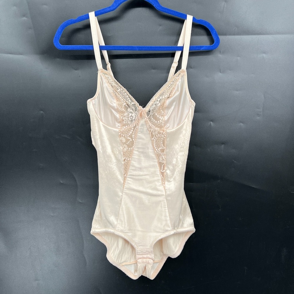 Vintage Sophistique by Smoothie bodysuit lace‎ underwire shapewear 36B READ